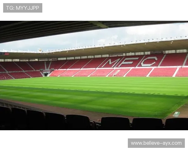 以米德尔斯堡俱乐部为核心的英格兰足球复兴之路与城市精神传承