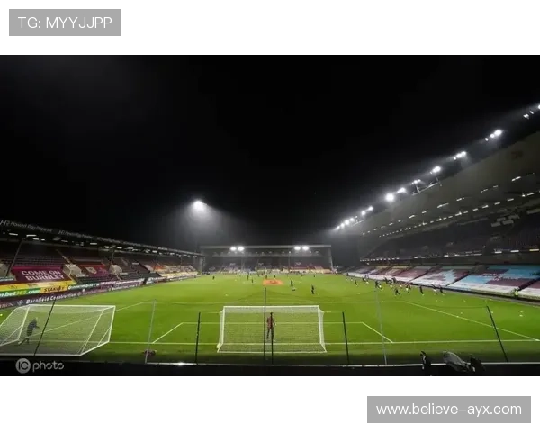 围绕朴茨茅斯俱乐部探寻英伦足球历史与城市文化脉络之旅全景解读