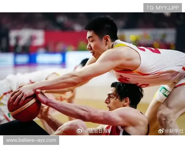 中国男篮世界杯激战正酣 赛场拼搏全力争夺世界排名提升 中国男篮世界杯激战正酣 赛场拼搏全力争夺世界排名提升