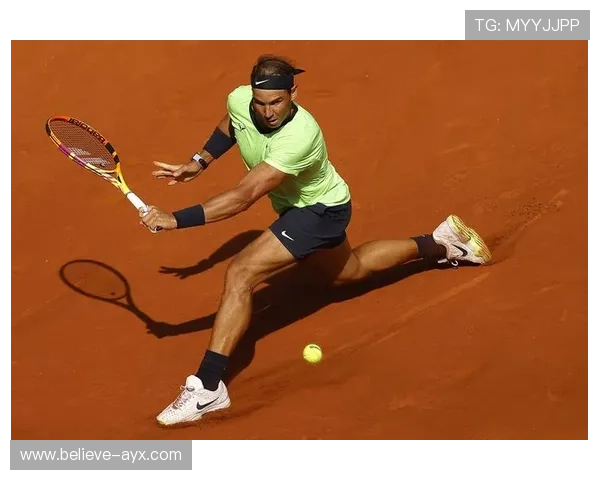 全新赛季网球赛事激战正酣 小德复出表现抢眼 纳达尔伤情引关注