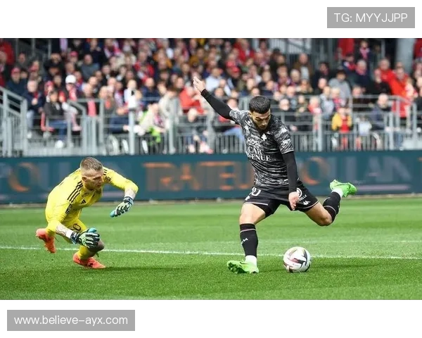 梅斯俱乐部最新动态解析与赛季表现深度报道