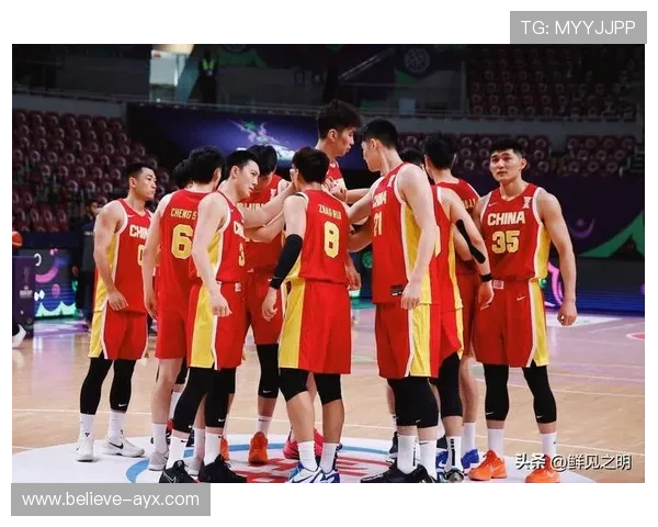 中国男篮逆袭夺冠 战胜强敌迎来历史性突破 展现团队凝聚力与战术智慧