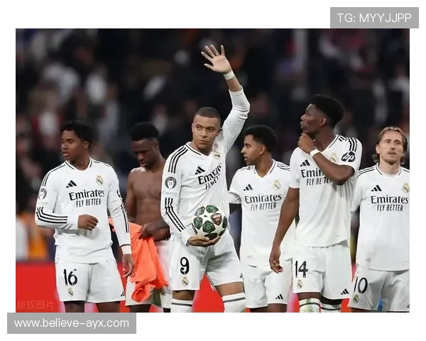 皇马最新动态：球队阵容调整与新赛季战略全面解析