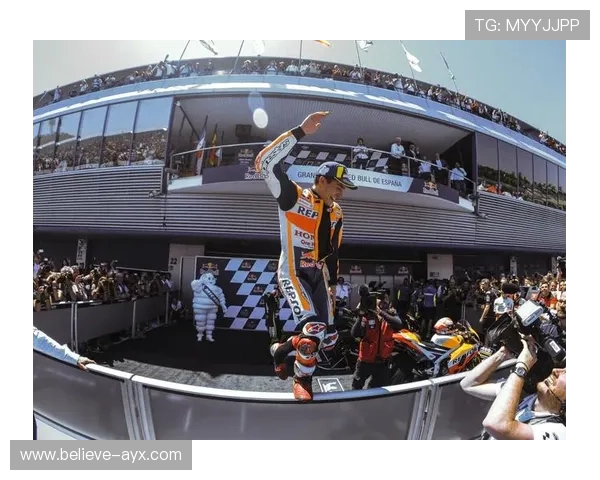 马奎斯再创佳绩卫冕MotoGP冠军赛季精彩瞬间回顾